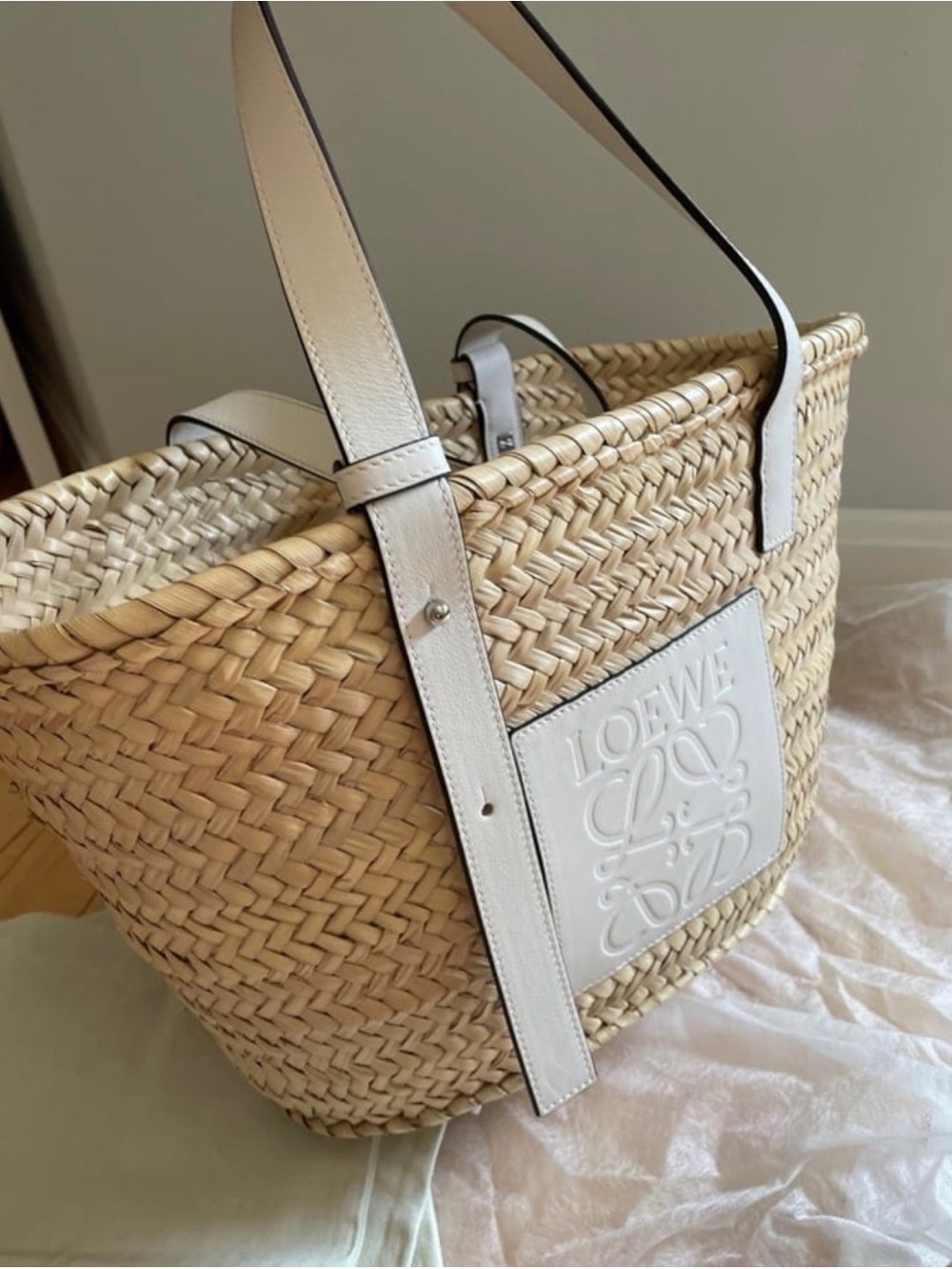 Price Firm- Authentic Loewe Natural Straw Tote with White Leather Trim (Medium) - Picture 5 of 8